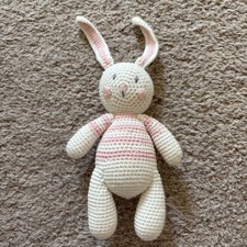 ALBETTA CREATION SMALL BABY GIRL BUNNY RABBIT CROCHETED RATTLE EXCELLENT