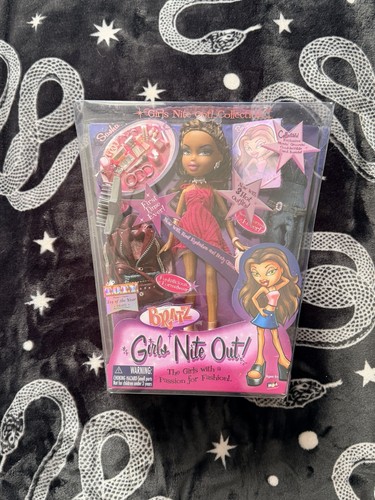 Bratz girls nite out - out, (