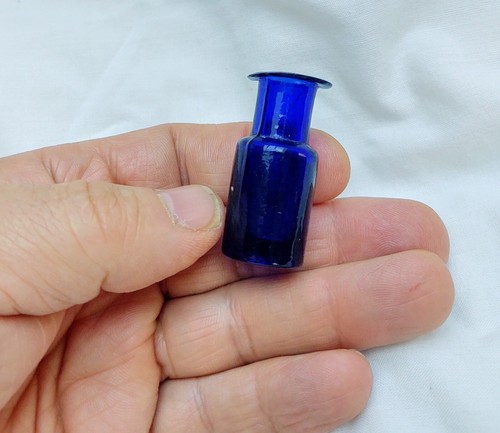 Miniature cobalt blue poison - cobalt,