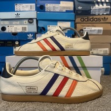 Size UK 9 Adidas Trimm Star