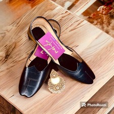 Ladies Leather Khusa Shoes