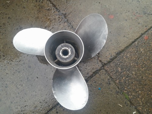 Evinrude 75hp etec - evinrude,
