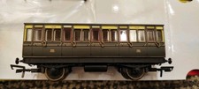 Hornby R40066 GWR 4 WHEEL 3
