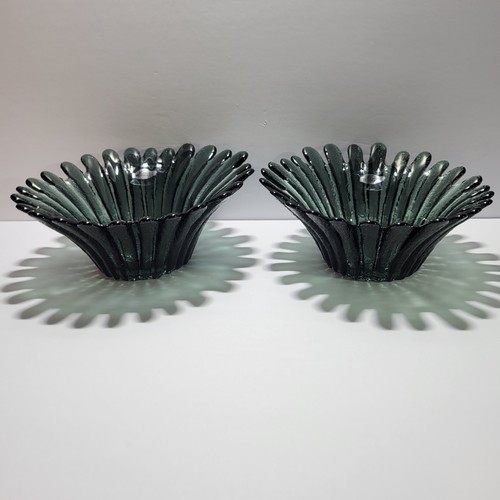 Blenko art glass daisy - 2,