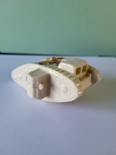 A CRESTED CHINA WW1  "FEMALE"