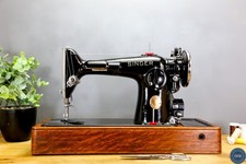 Stunning Vintage Singer 201k-2 Potted Motor Knee & Foot Operated Sewing Machine