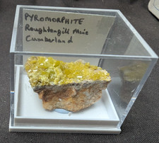 Pyromorphite  Crystal/Mineral