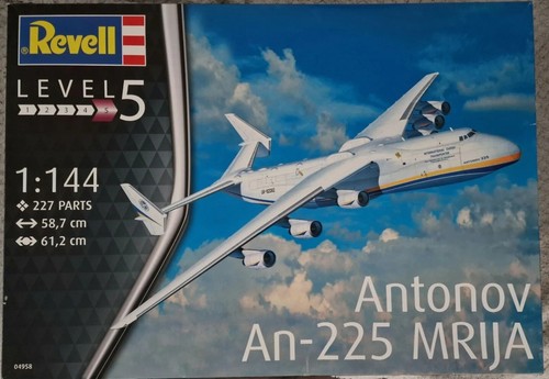 Revell 144 antonov - revell, 1:144