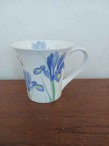 Hudson middleton jardin mug - jardin,