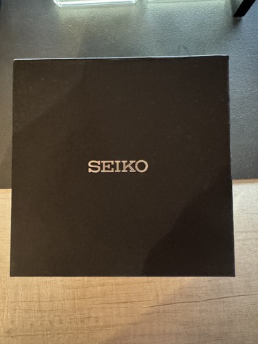 Seiko sports green dial - green,