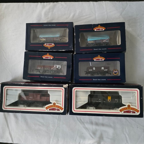 Bachmann wagons lot - oo,