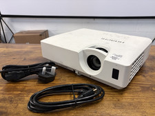 Hitachi CP-EX250N 2700 Lumens