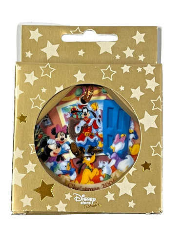 Disney store china christmas - disney,