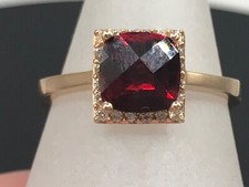 18ct gold garnet and diamond
