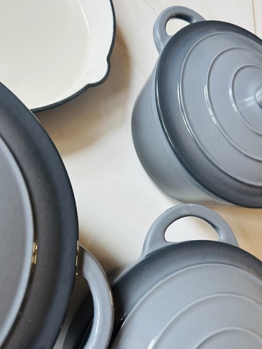 Cast iron cookware set - cast, 7