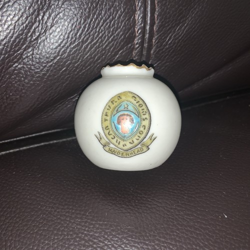 Goss crested china - w,