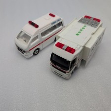 Tomica Ambulance Super Set