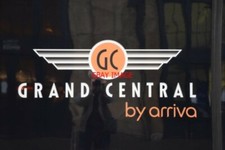 PHOTO  GRAND CENTRAL BRAND ON ALSTOM (BIRMINGHAM) CLASS 180 CORADIA (EX-ADELANTE