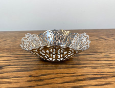 ANTIQUE UNITY SILVER PLATE