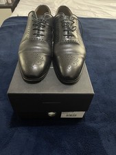 Stylish whole cut Oxford