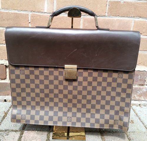 Louis vuitton altona - louis,