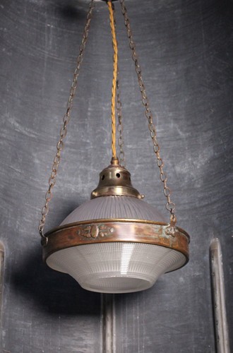 Early 20th century holophane - early,