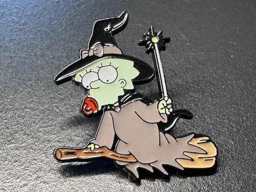 Maggie simpson witch - maggie, enamel