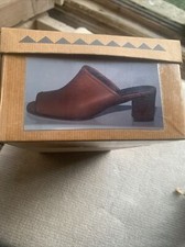Henry Beguelin Ladies Tan