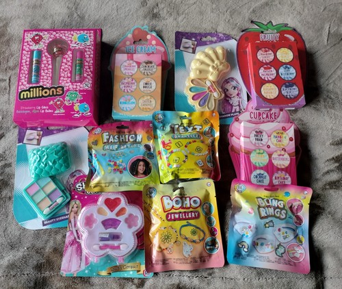 Little girls pass - girls, parcel