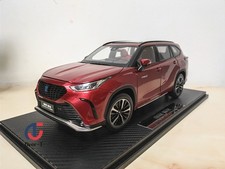 Original 1:18 TOYOTA CROWN
