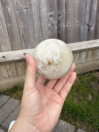 Citrine quartz crystal - in,