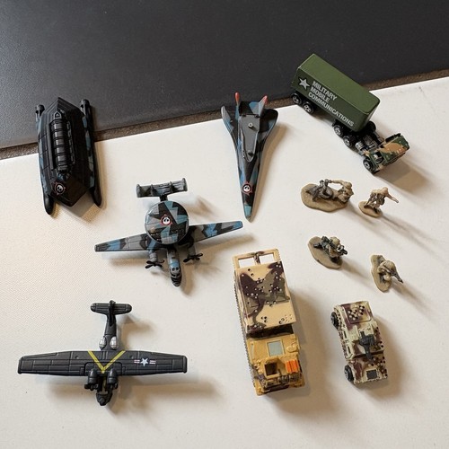 Vintage micro machines - machines, army