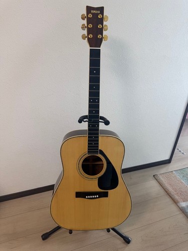 Yamaha 300d acoustic guitar - yamaha,