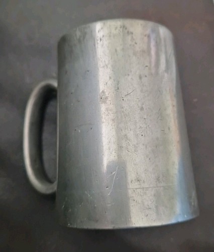 Vintage pewter half pint - ,