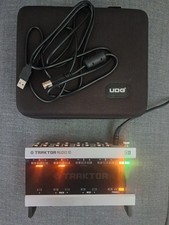 Native Instruments TRAKTOR AUDIO 10 DJ Advanced Audio Interface With UDG Case