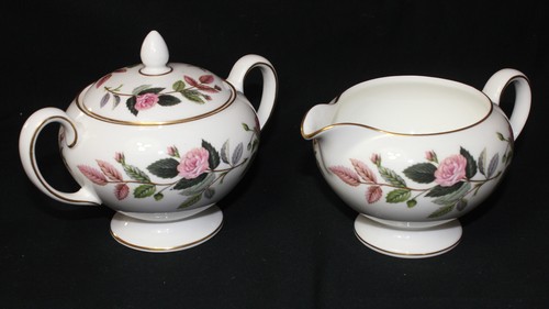 Wedgwood hathaway rose bone - hathaway,
