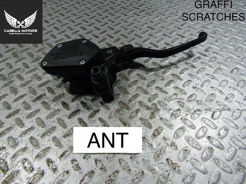 Front brake master cylinder - front,