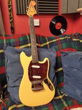 Squier Classic Vibe 60s