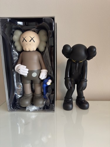 Kaws share brown - kaws, share.