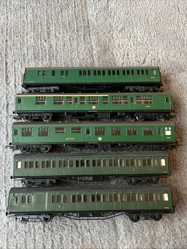 Hornby gauge coaches in - oo,