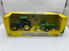 ERTL 1/32 John Deere Tractor
