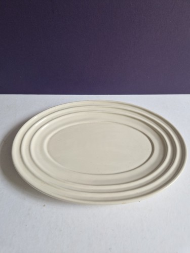 Crueset almond stone cream - crueset,
