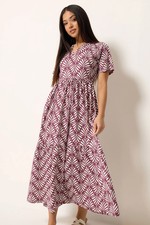 M&Co Petite Women's Leaf Print