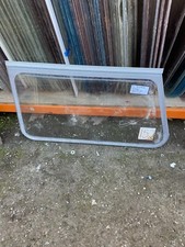 CARAVAN/MOTORHOME  MID  90S