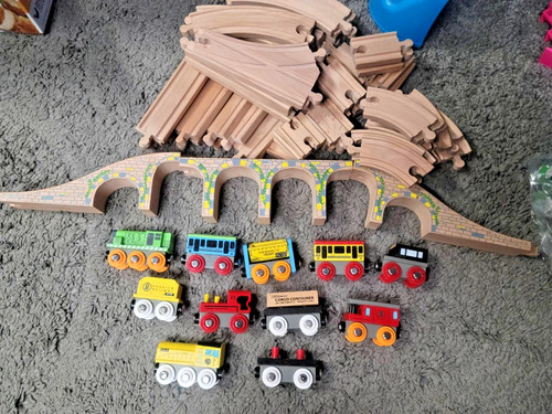 Orbrium wooden train lot - orbrium,