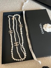 Chanel Vintage Necklace With Faux Pearl And CC Logo