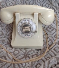 Vintage White 1940's Bakelite