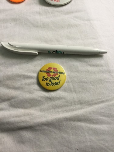 Vintage tin badge camden - tin,