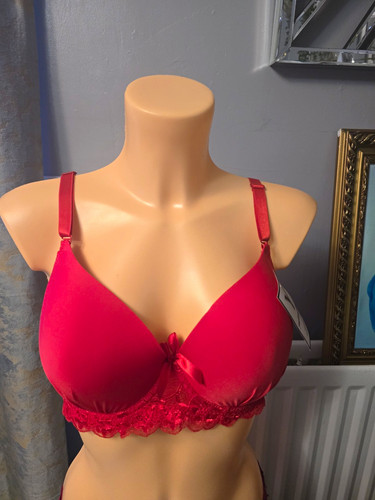 Job lot lace bras knickers - &,