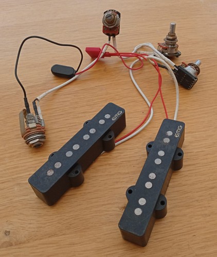 Emg active bass pickups - active,